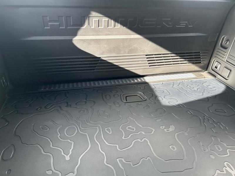 new 2026 GMC HUMMER EV SUV car, priced at $100,119