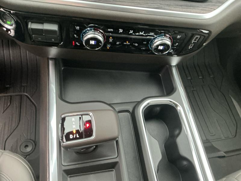 new 2026 GMC Sierra 1500 car, priced at $67,284