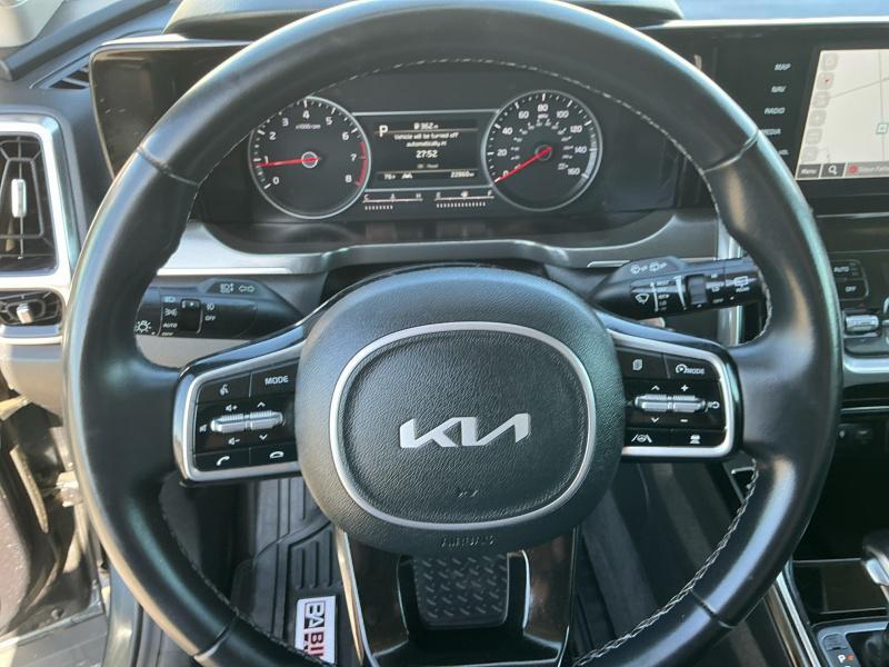 used 2022 Kia Sorento car, priced at $31,795