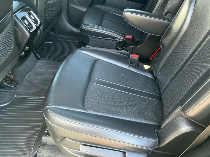 used 2022 Kia Sorento car, priced at $31,795