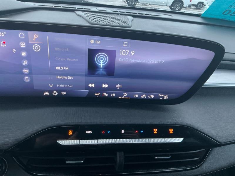 used 2025 Buick Enclave car, priced at $40,995