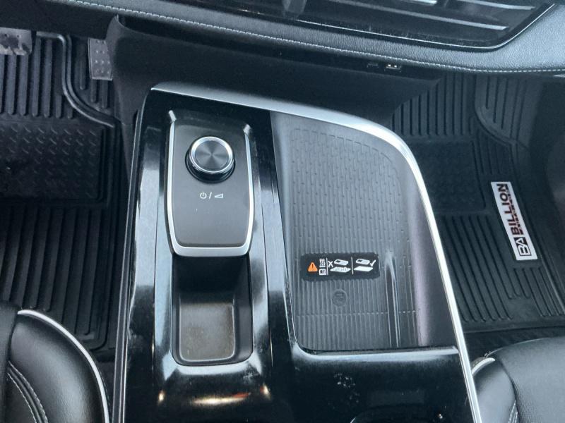 used 2025 Buick Enclave car, priced at $40,995