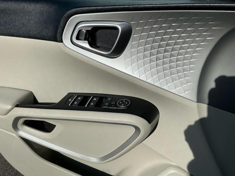 used 2020 Kia Soul car, priced at $13,495