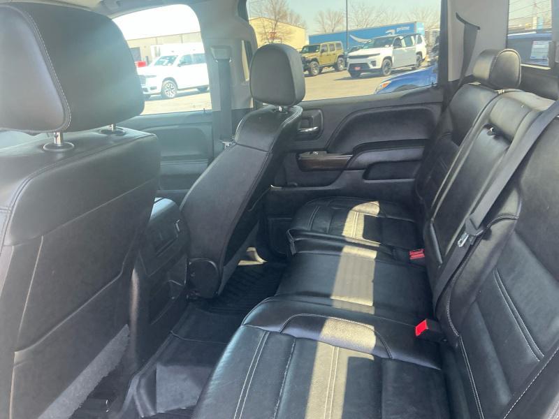 used 2018 GMC Sierra 1500 car, priced at $25,995