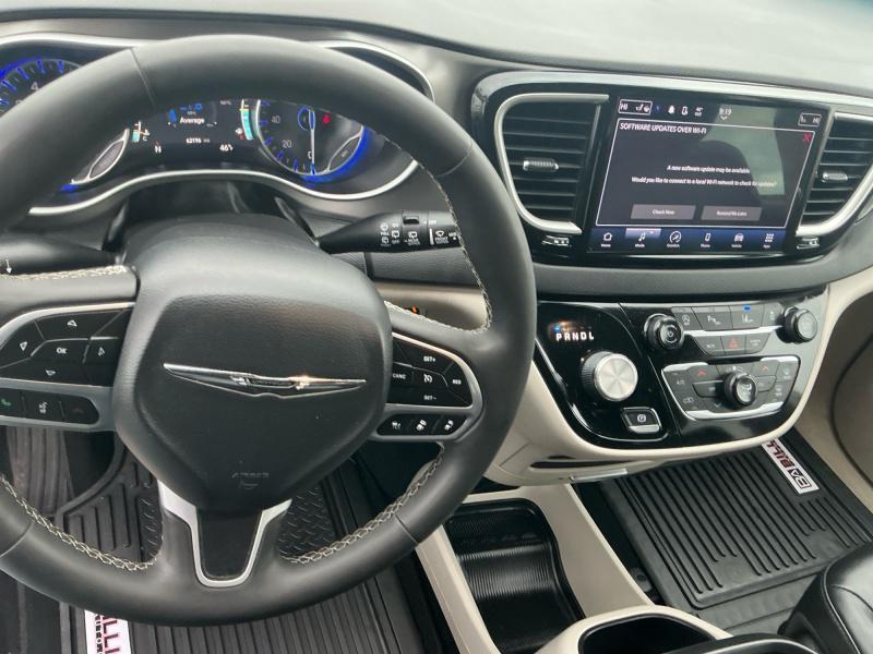 used 2024 Chrysler Pacifica car, priced at $28,750