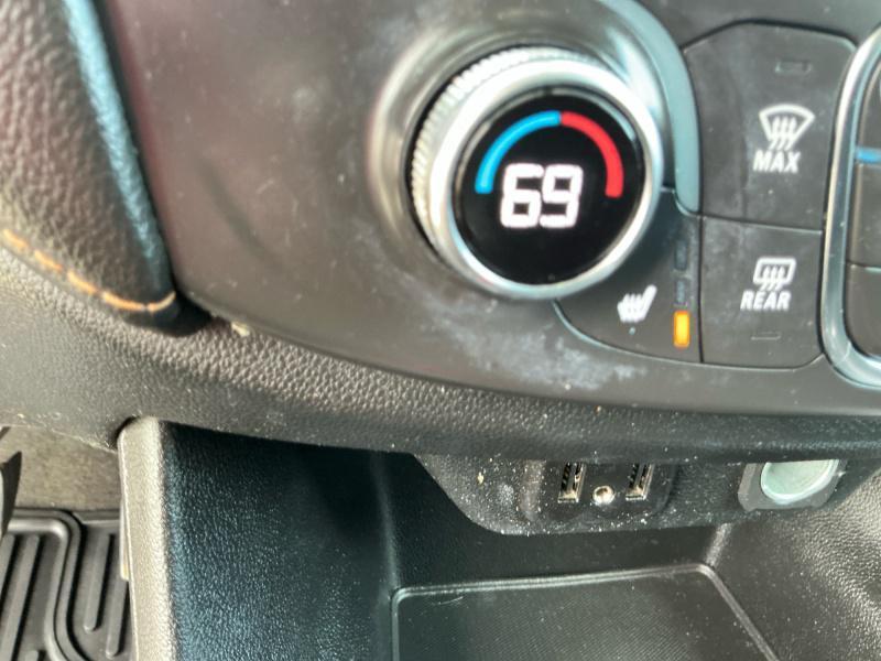 used 2019 Chevrolet Traverse car, priced at $17,995