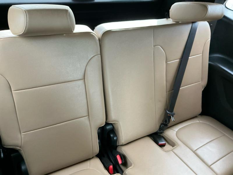 used 2023 Chevrolet Traverse car, priced at $35,995