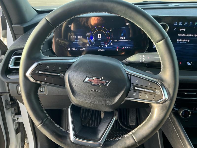 used 2024 Chevrolet Traverse car, priced at $38,995