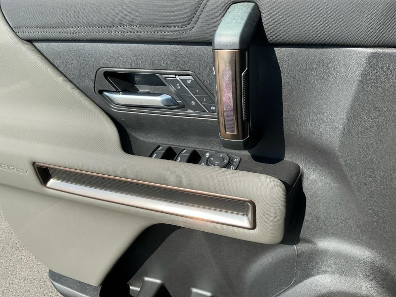 new 2025 GMC HUMMER EV Pickup car, priced at $115,990