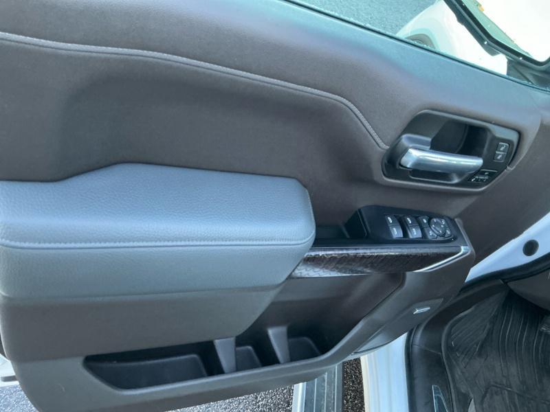 used 2020 GMC Sierra 1500 car, priced at $35,995