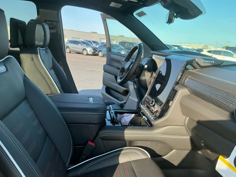 new 2026 GMC Yukon XL car, priced at $105,089