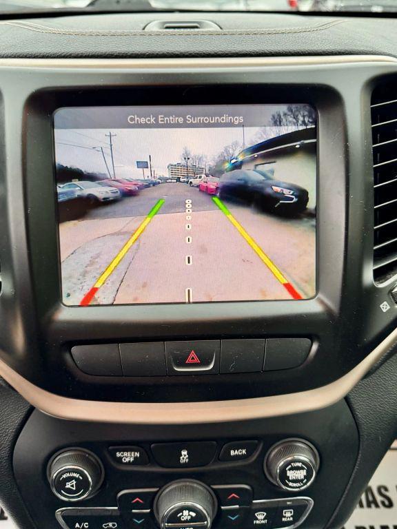 used 2014 Jeep Cherokee car, priced at $7,990