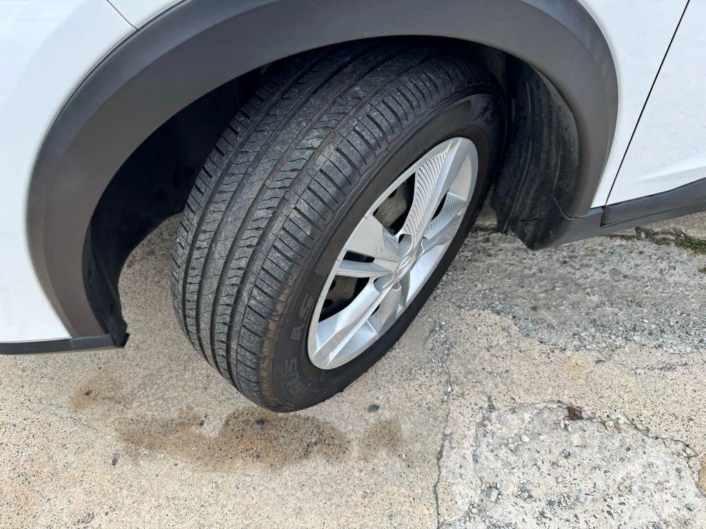 2023 Fresh Powder Nissan Kicks