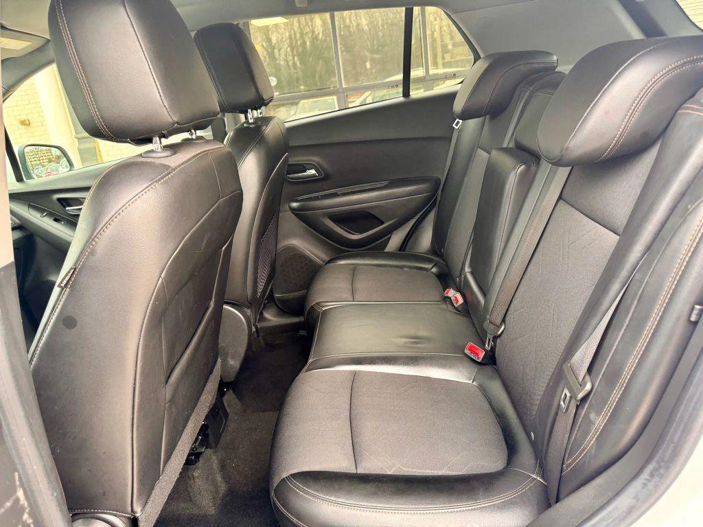 used 2021 Chevrolet Trax car, priced at $10,990