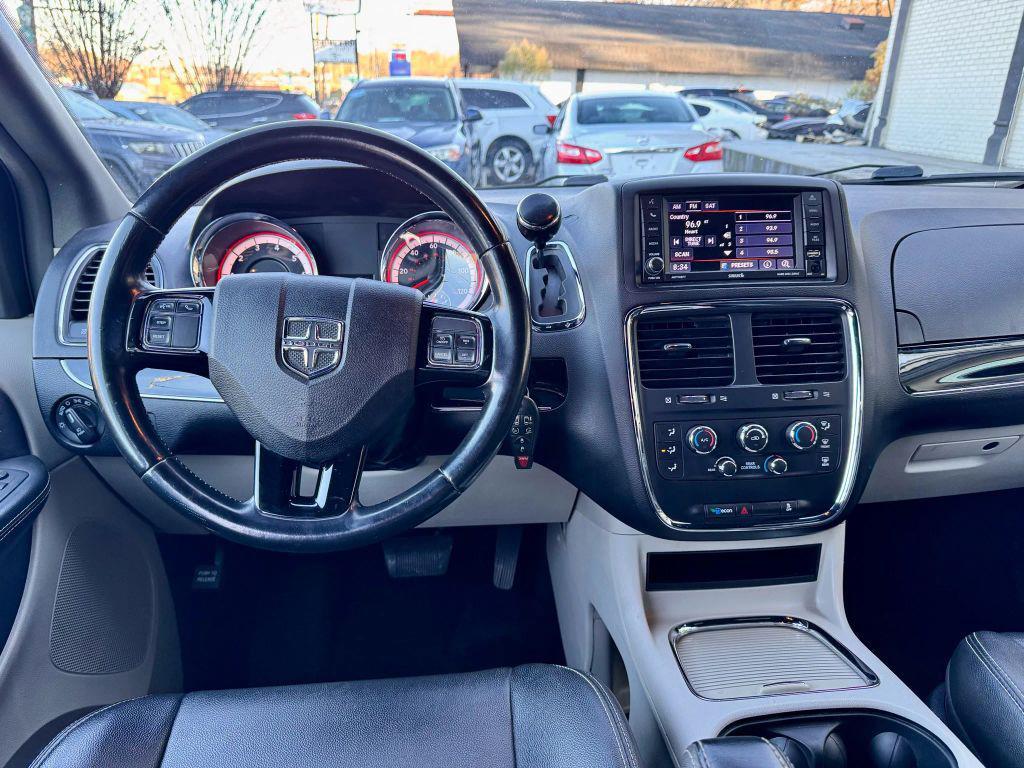 used 2020 Dodge Grand Caravan car, priced at $8,990