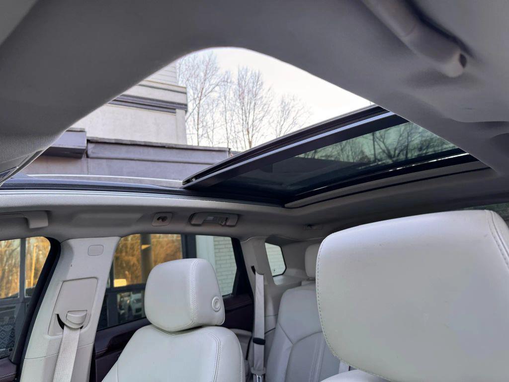 used 2010 Cadillac SRX car, priced at $5,990