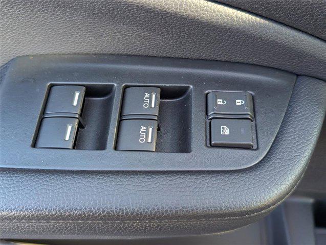 used 2022 Honda Pilot car, priced at $27,784