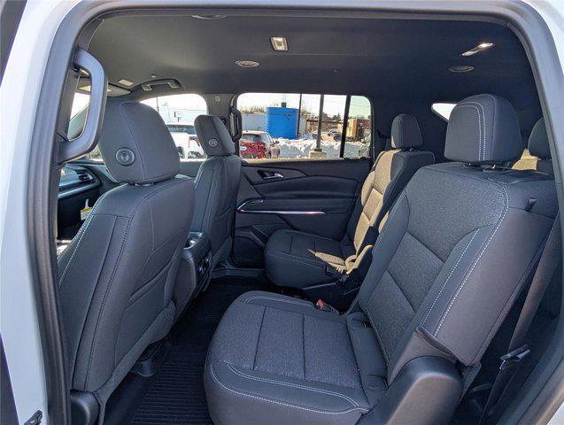 new 2026 Chevrolet Traverse car, priced at $44,102