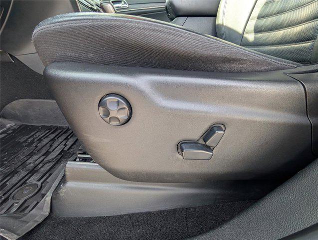 used 2020 Jeep Grand Cherokee car, priced at $21,894