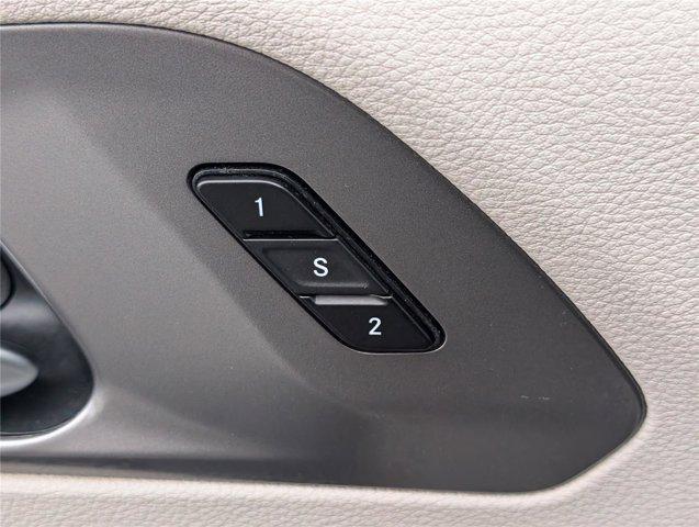 used 2024 Chrysler Pacifica car, priced at $26,252