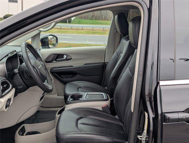 used 2024 Chrysler Pacifica car, priced at $26,252