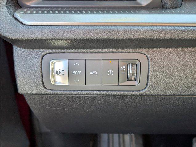 new 2026 Chevrolet Traverse car, priced at $43,420