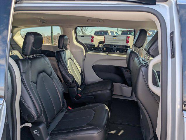 used 2024 Chrysler Pacifica car, priced at $25,736