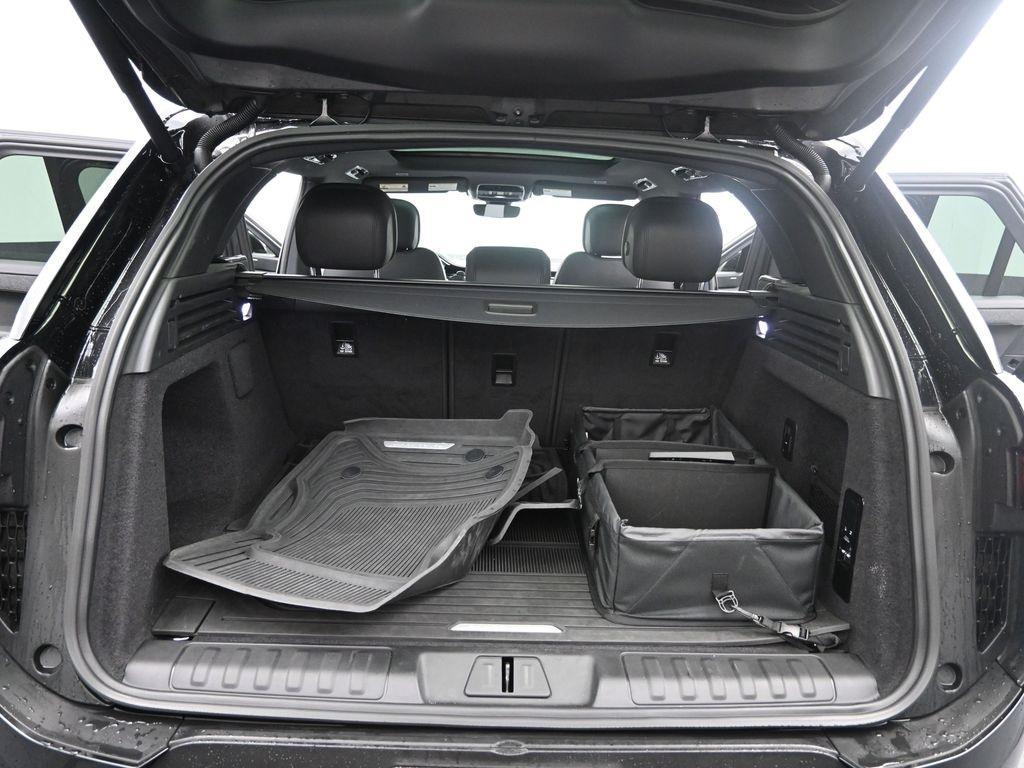 used 2024 Land Rover Range Rover Sport car, priced at $82,898