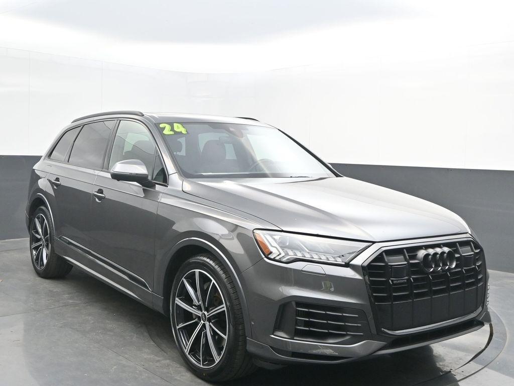 used 2024 Audi Q7 car, priced at $50,998