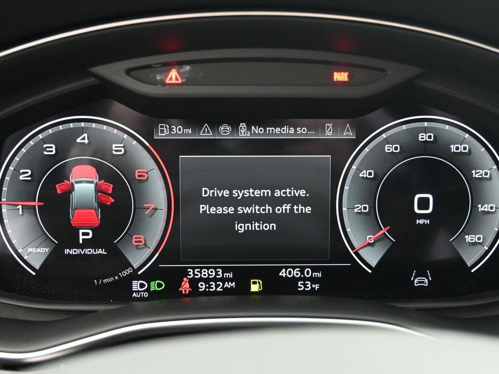 used 2024 Audi Q7 car, priced at $50,998