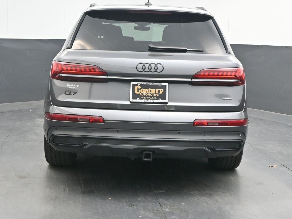 used 2024 Audi Q7 car, priced at $50,998