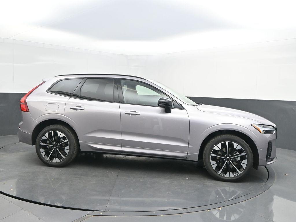 new 2026 Volvo XC60 car, priced at $55,985