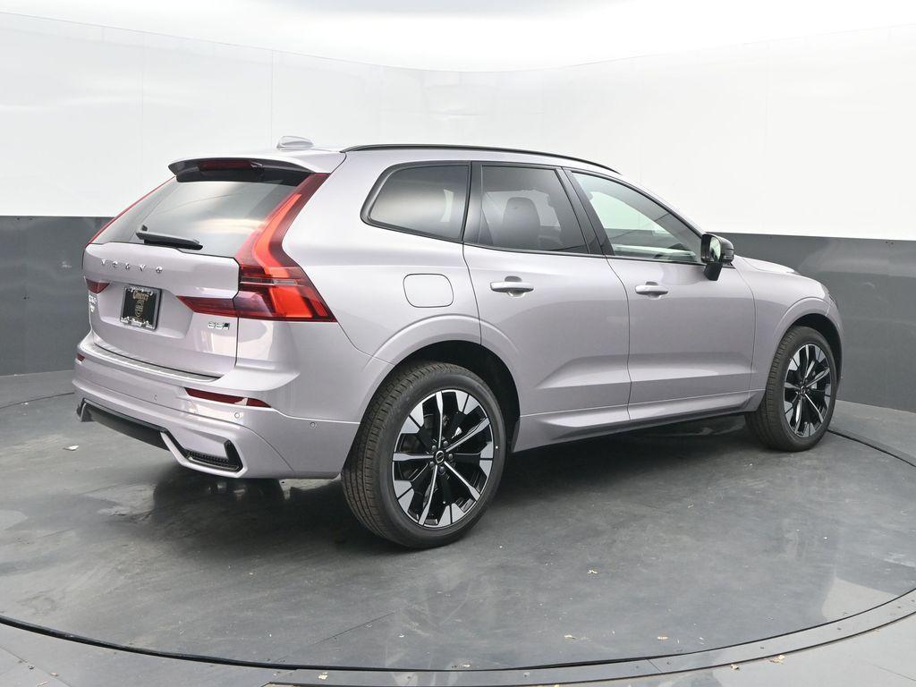 new 2026 Volvo XC60 car, priced at $55,985
