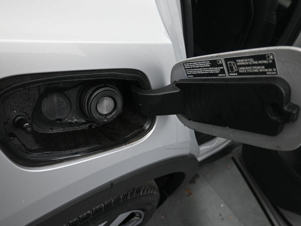 used 2025 Volvo XC40 car, priced at $33,998