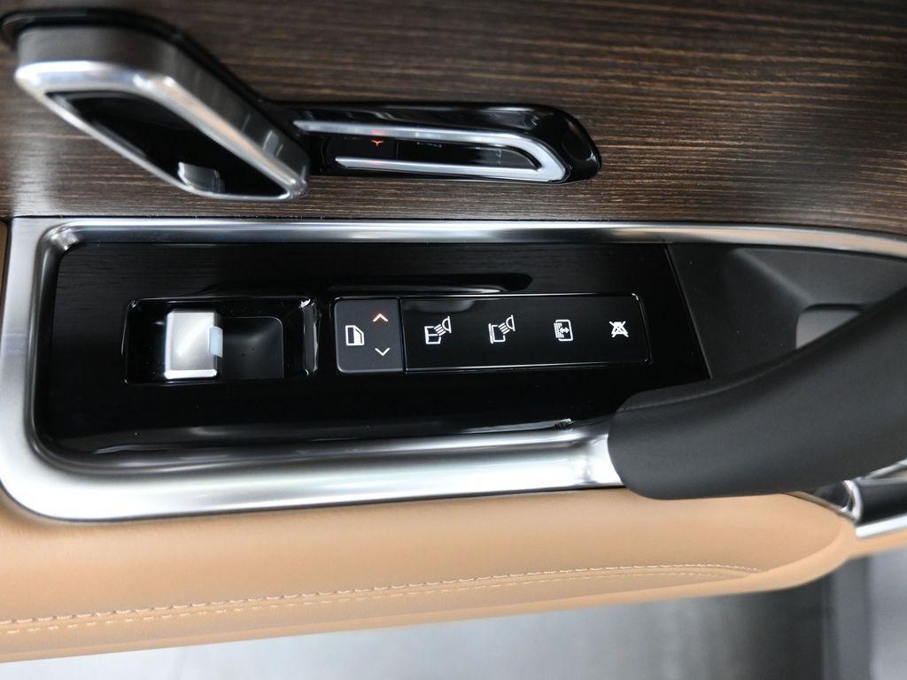 new 2026 Land Rover Range Rover car, priced at $130,175