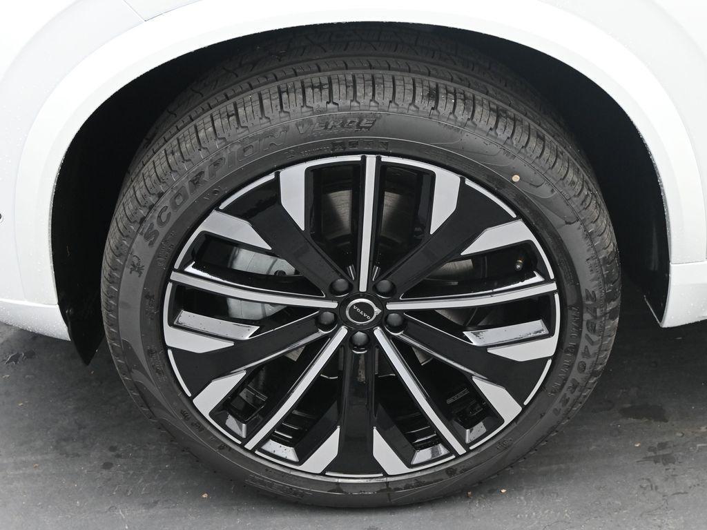 new 2026 Volvo XC90 car, priced at $70,895