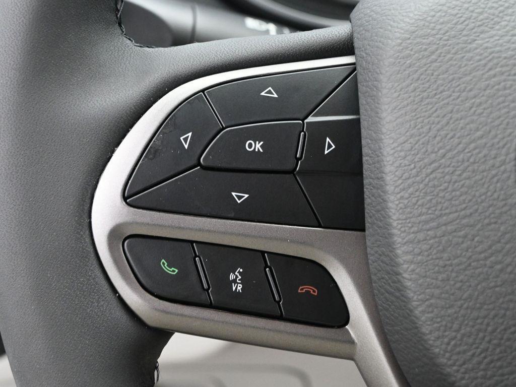 used 2022 Jeep Cherokee car, priced at $22,998