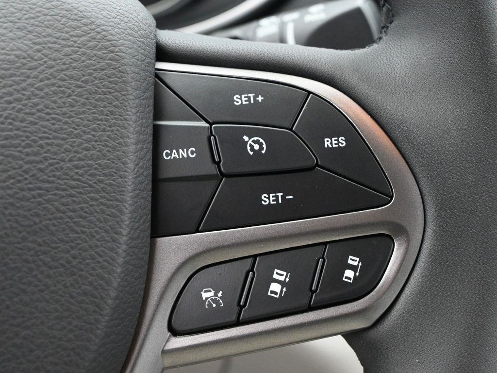 used 2022 Jeep Cherokee car, priced at $22,998