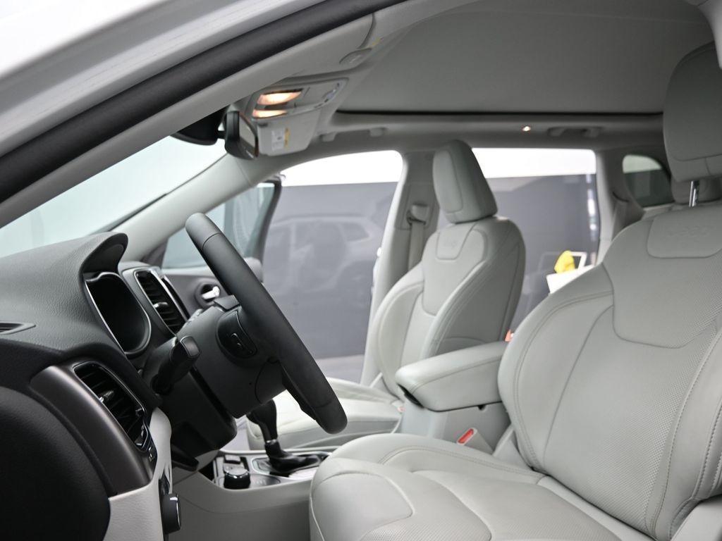 used 2022 Jeep Cherokee car, priced at $22,998