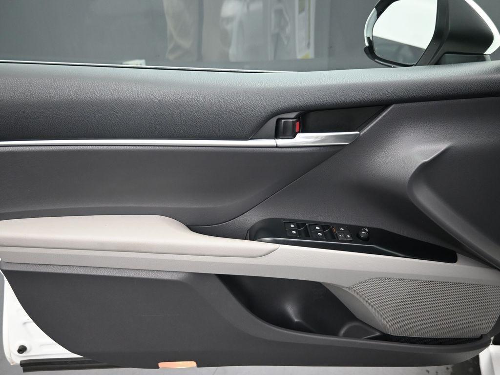 2019 White Toyota Camry