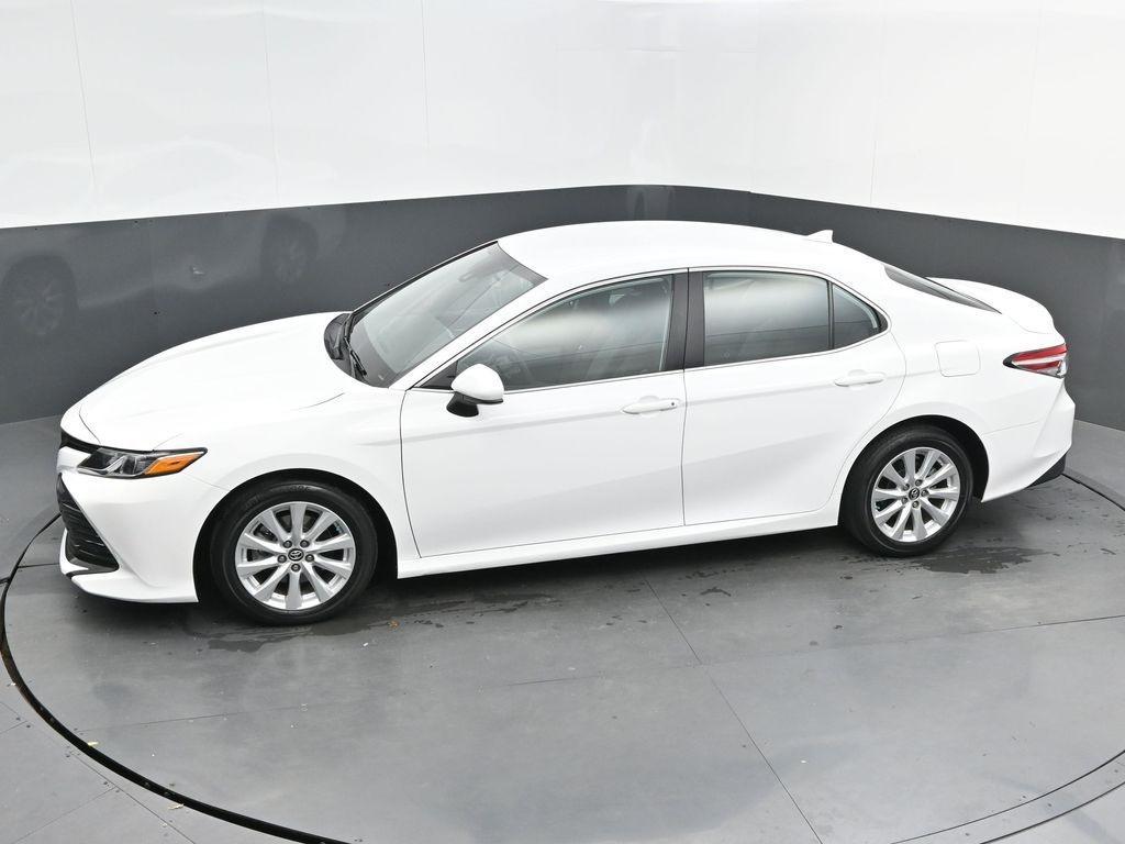 2019 White Toyota Camry