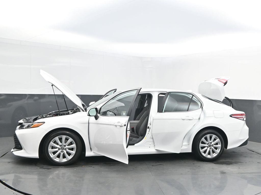 2019 White Toyota Camry