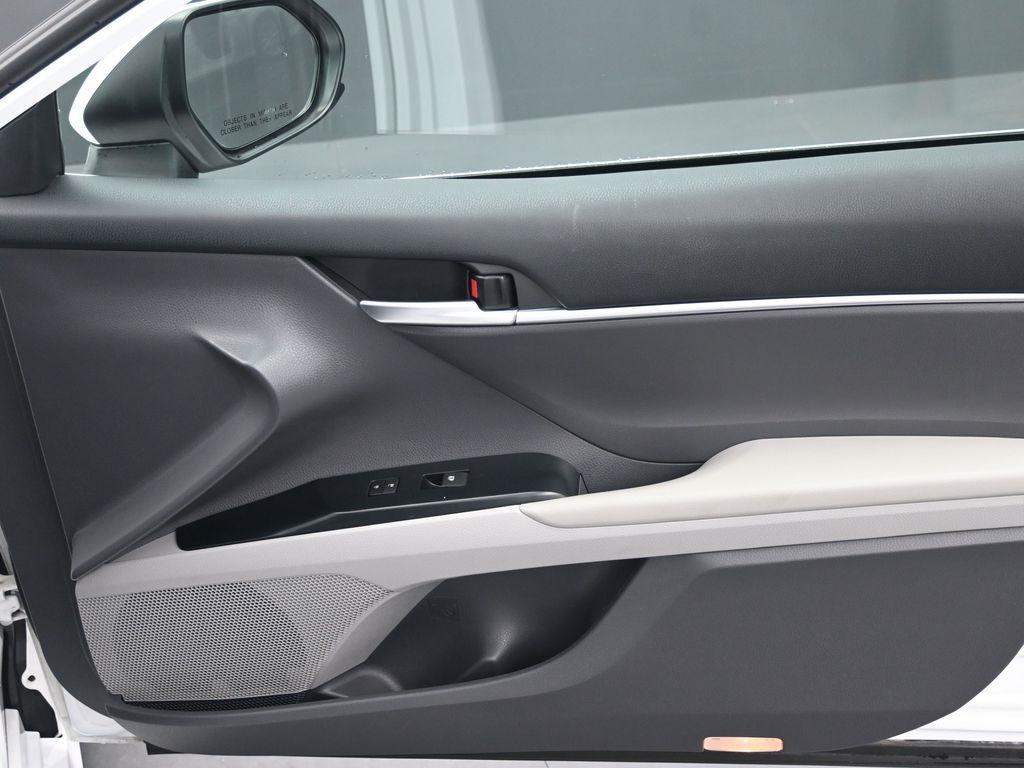 2019 White Toyota Camry