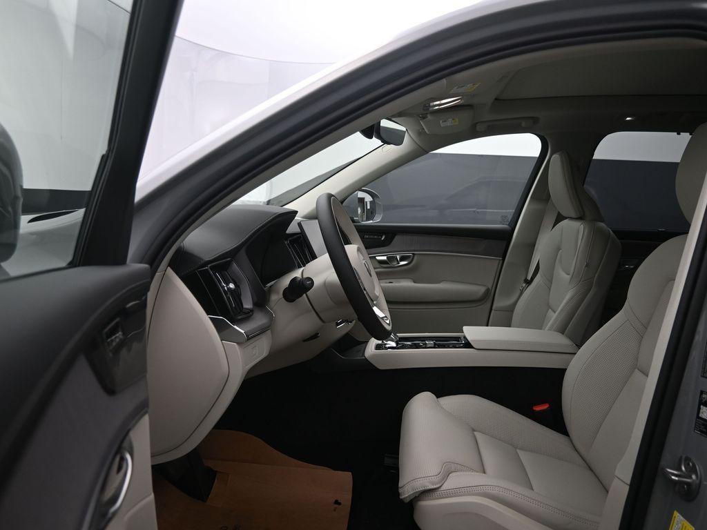 new 2026 Volvo XC90 car, priced at $75,155