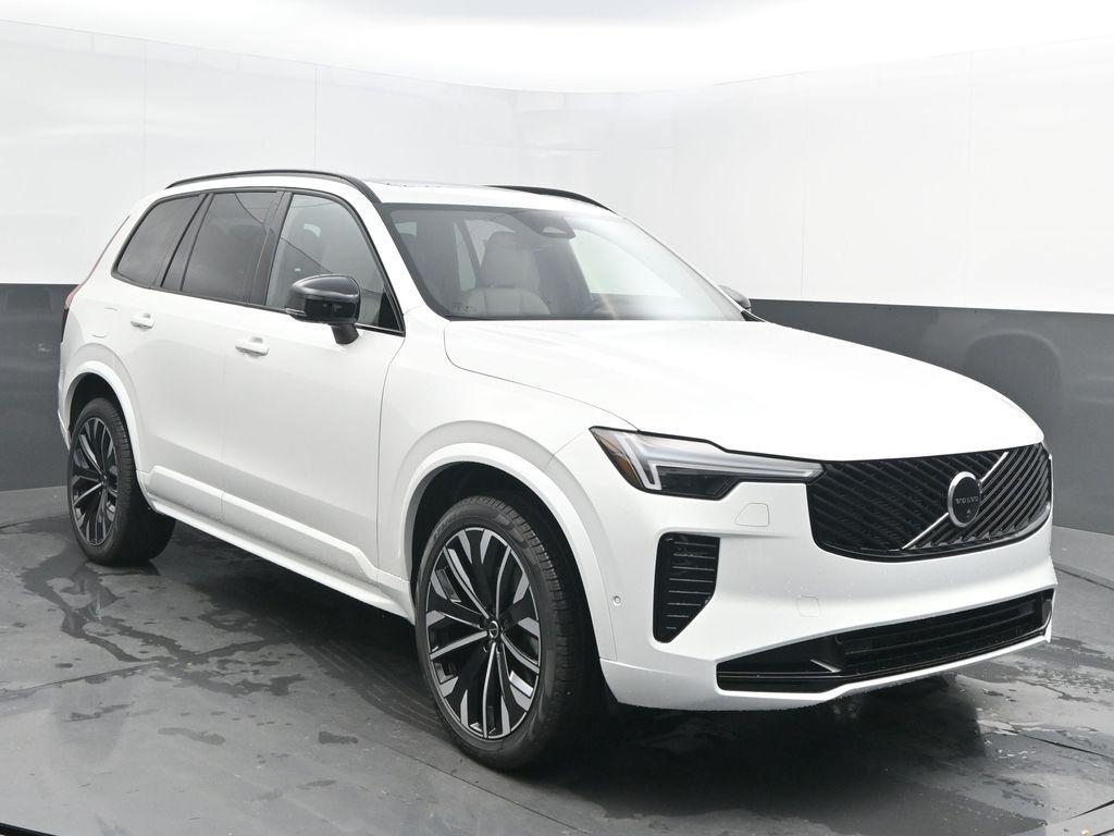 new 2026 Volvo XC90 car, priced at $79,075