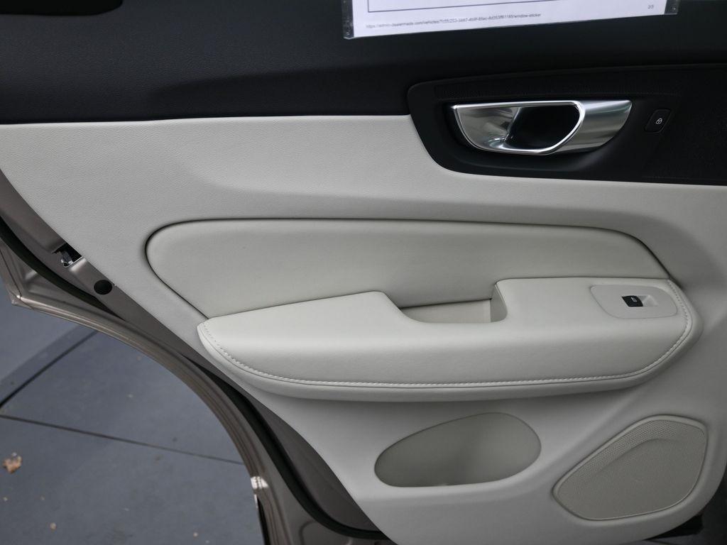 used 2023 Volvo XC60 car, priced at $36,998