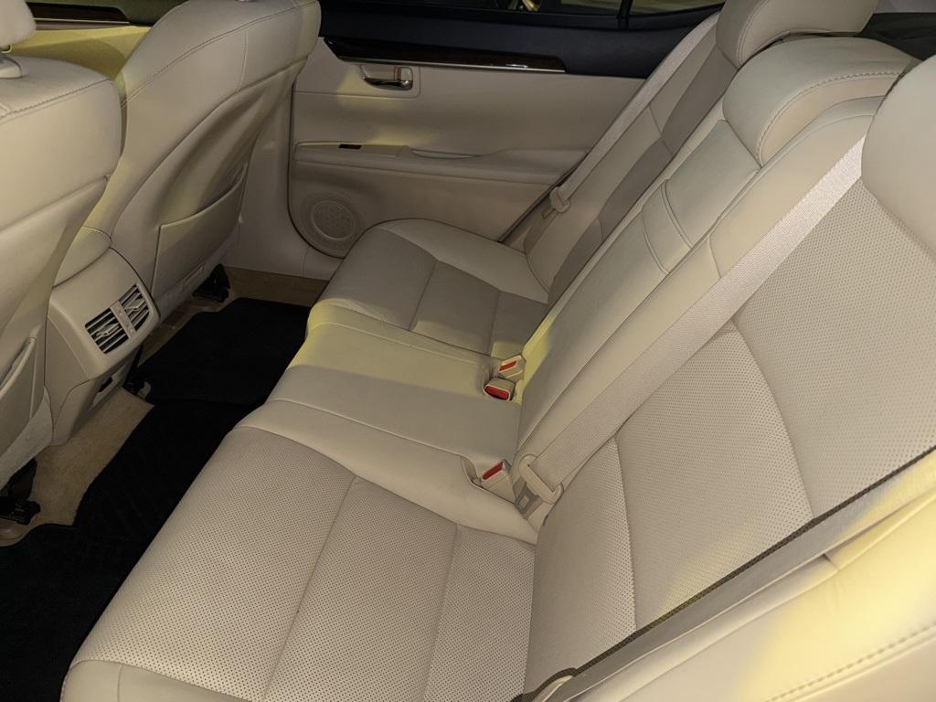 used 2014 Lexus ES 350 car, priced at $13,998