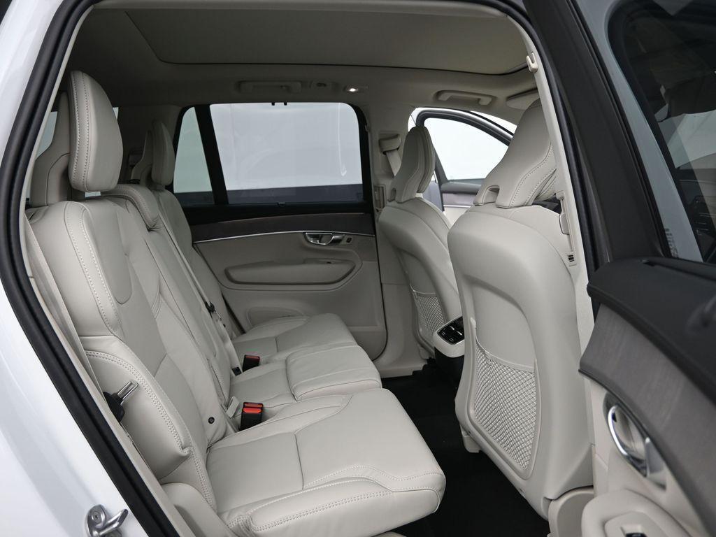 new 2026 Volvo XC90 car, priced at $75,695