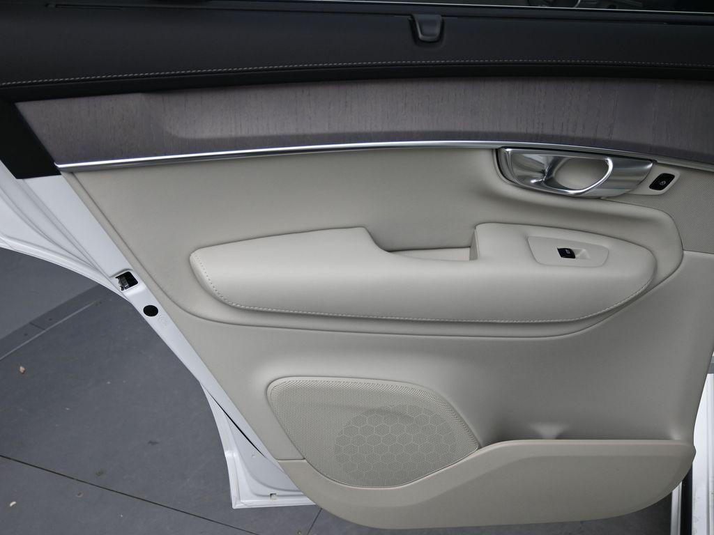 new 2026 Volvo XC90 car, priced at $75,695