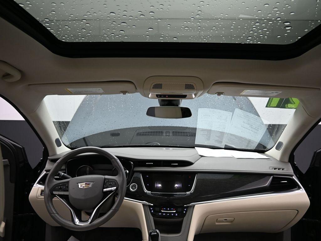 used 2021 Cadillac XT6 car, priced at $27,599